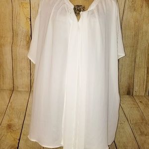 Women's Lane Bryant White Top Size 28